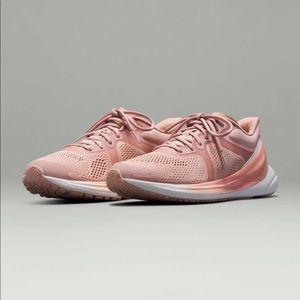 NWT Lululemon Blissfeel Running Shoe Mink Berry Pink Parfait Light Vapor 8.5